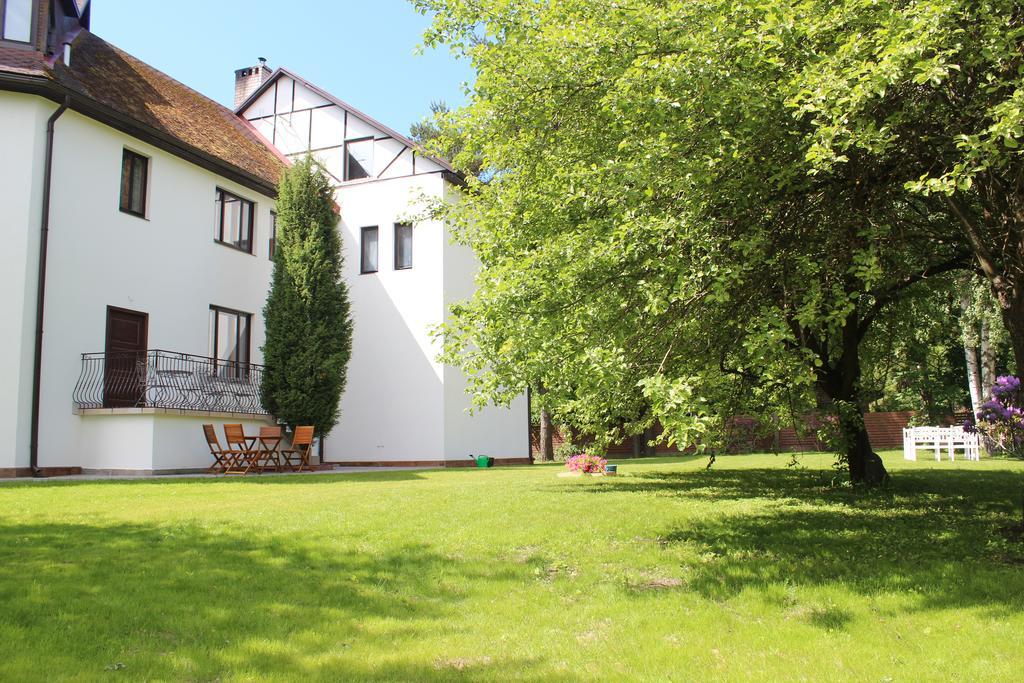 Villa Neubad Saulkrasti Ngoại thất bức ảnh